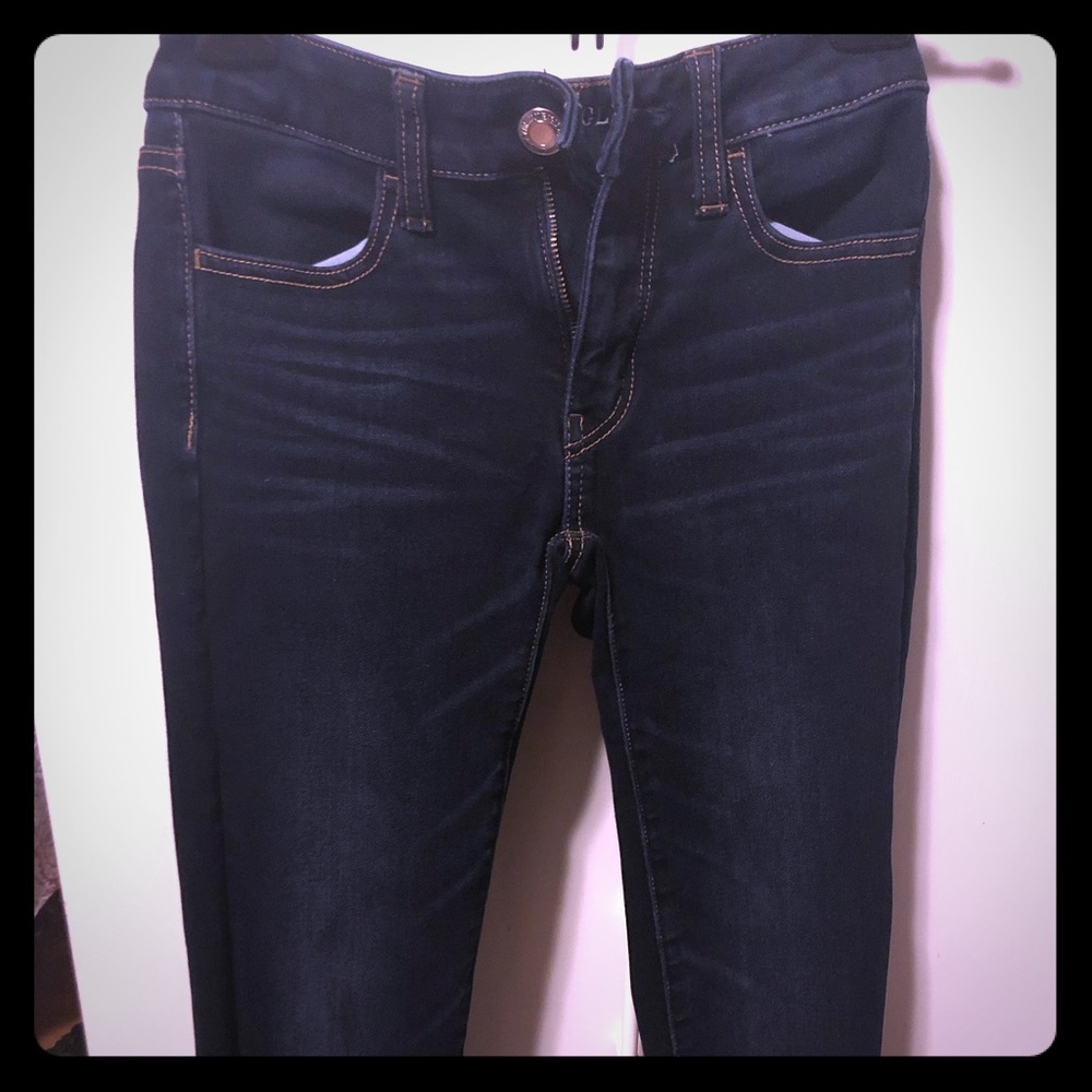 I’m selling two pants for women